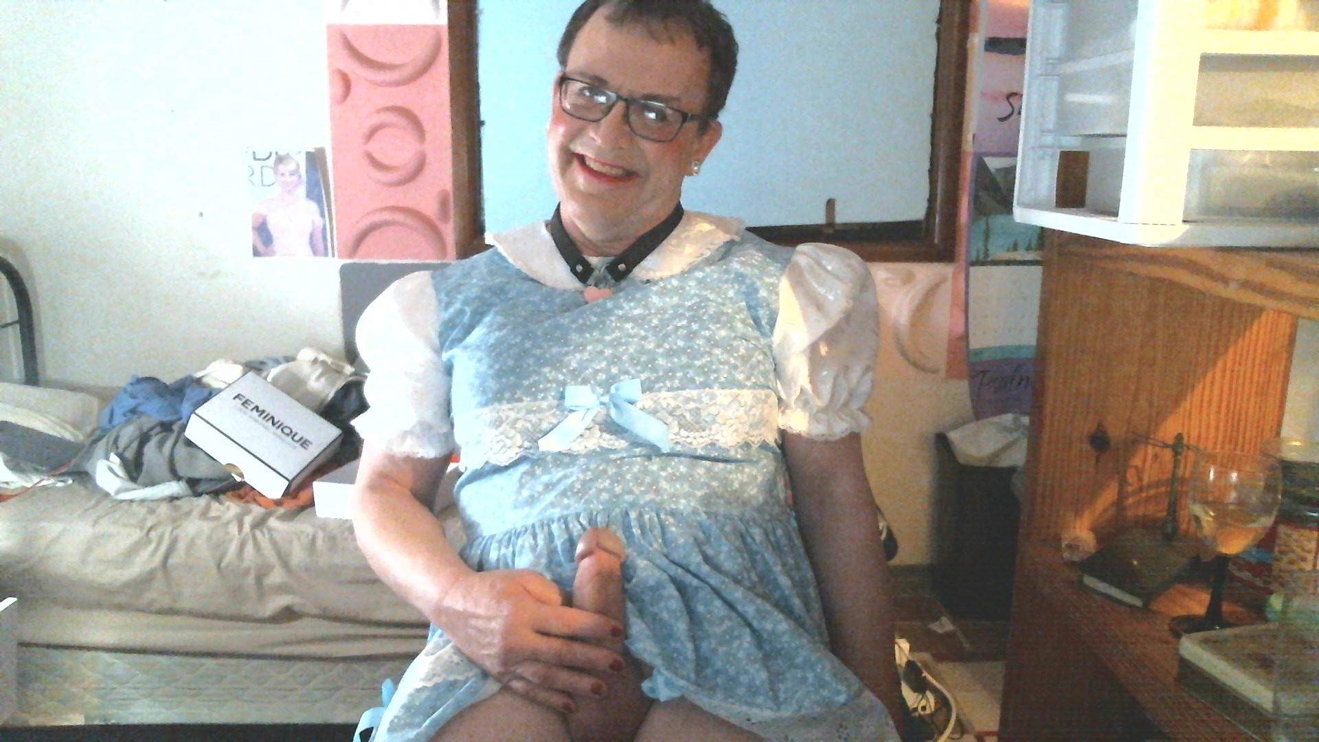 first sissy dress (1/1)